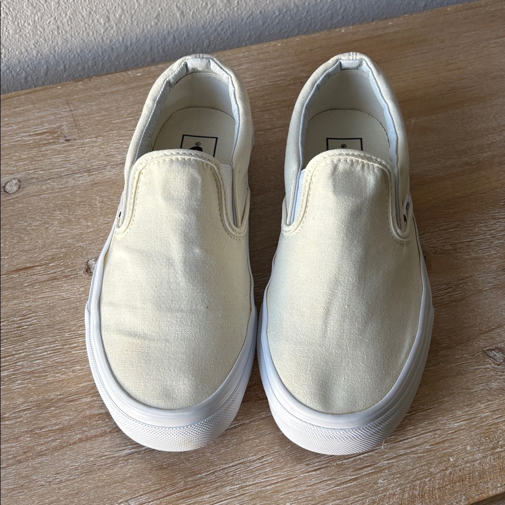 Vans Classic Canvas Cream Slip-On Shoes - Picture 3 of 10